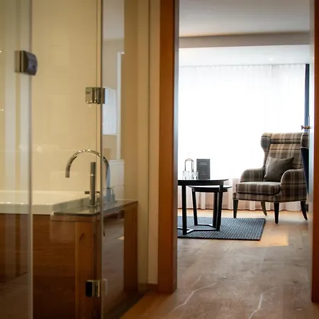Walliserhof Grand-hotel & Relais & Chateaux ホテル