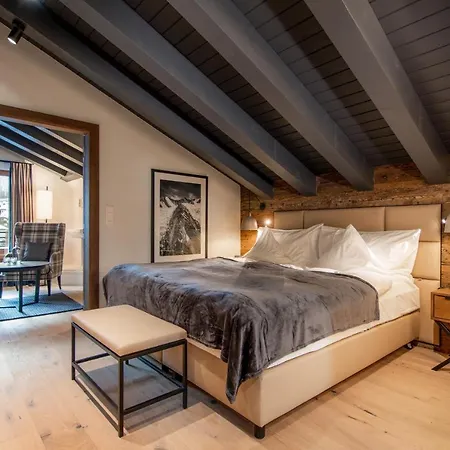 ホテル Walliserhof Grand-hotel & Relais & Chateaux サース フェー