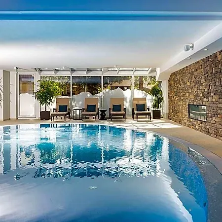 Walliserhof Grand-hotel & Relais & Chateaux ホテル
